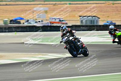 media/Sep-07-2025-TrackXperience (Sun) [[ee17e62fad]]/Level 2/Session 4 (Lower Chicane)/